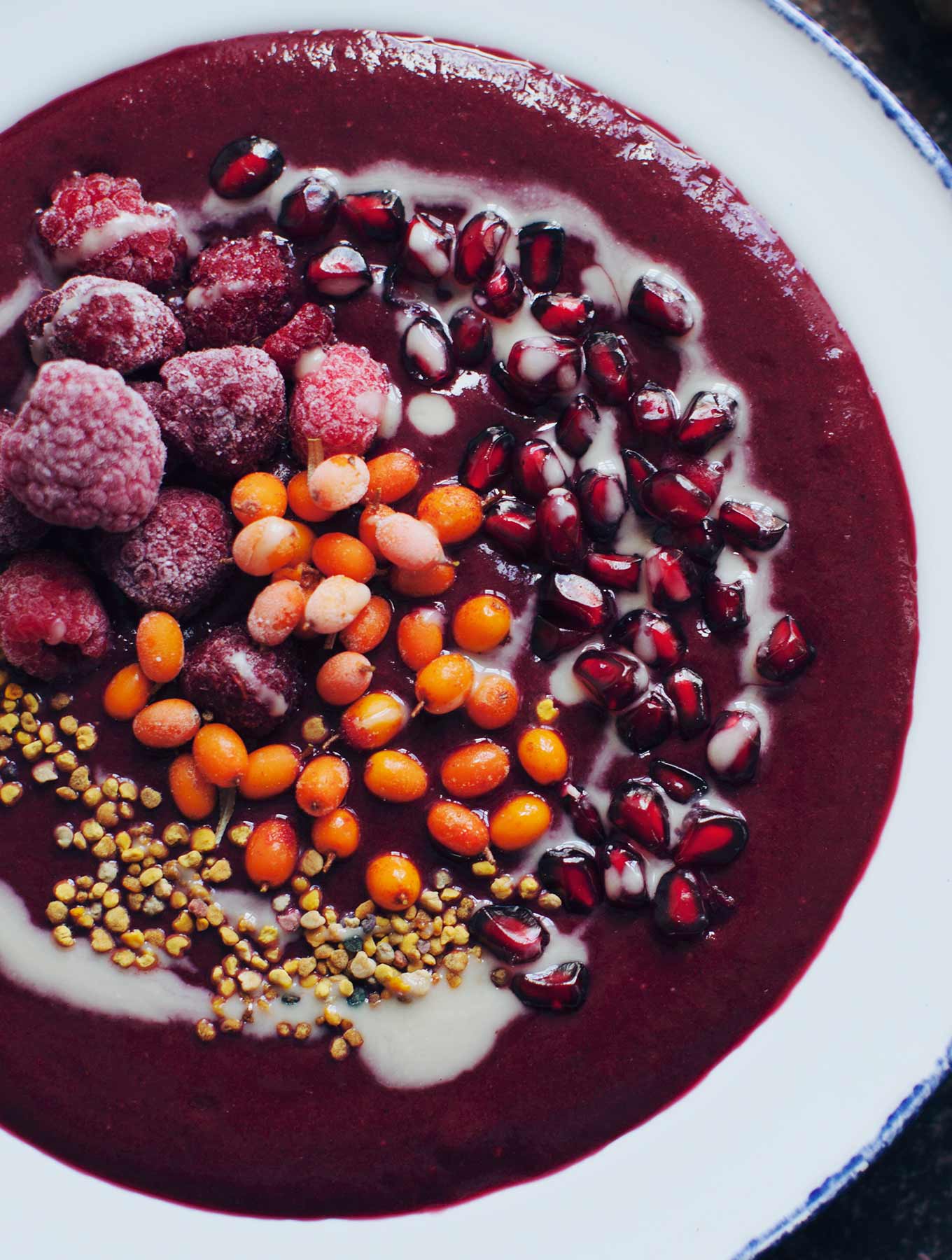 Beet, Raspberry and Vanilla Smoothie Bowl - My New Roots