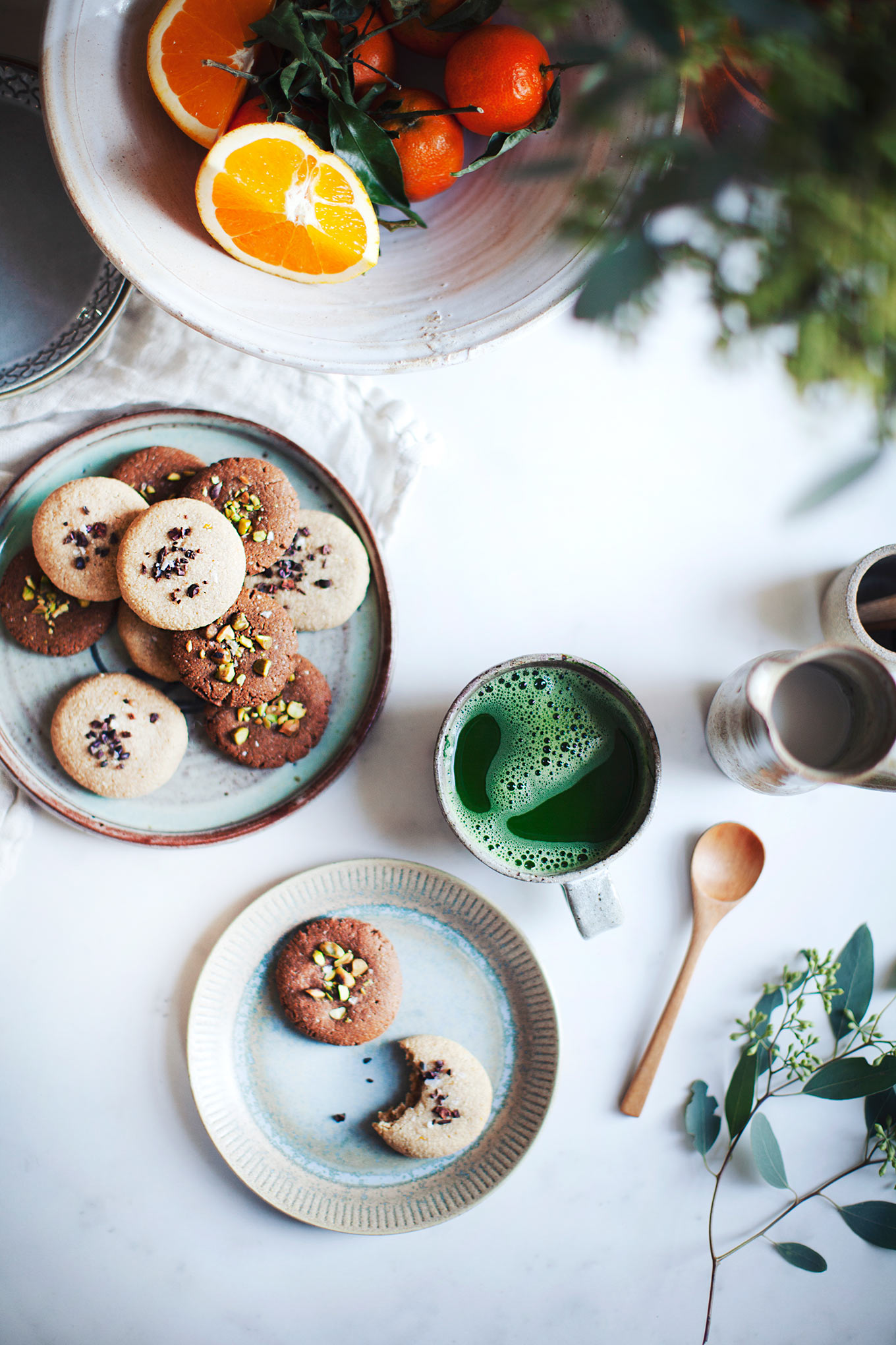 Grain-free Holiday Tahini Cookies, 2-ways + A Gift Guide