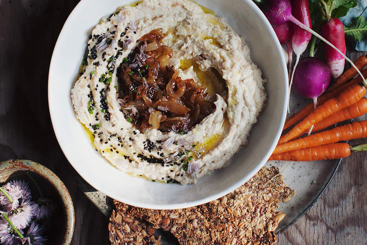 White lentil hummmus